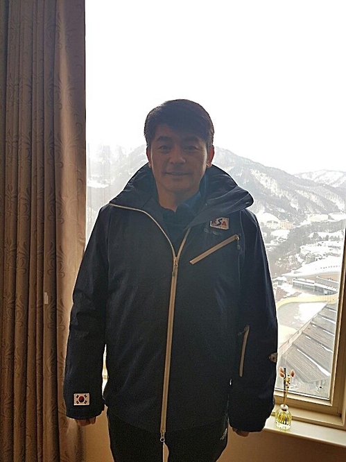 에어리얼 대표팀 우즈하이 코치.