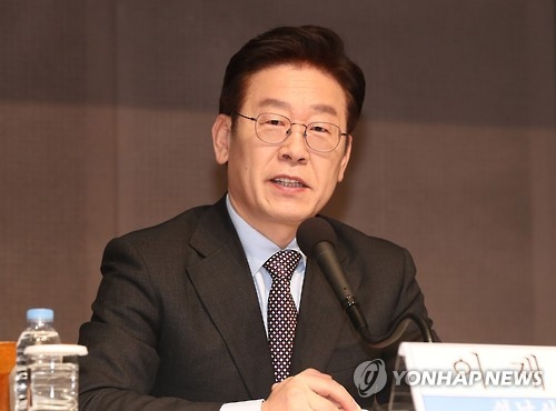 범여주자들, '사드·北인권' 압박 총공세…文 "정치적 이용말라" - 4