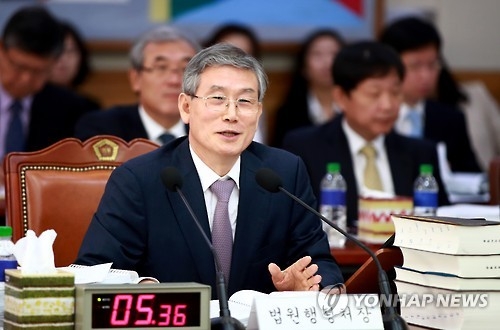 법원, 이정미 후임 지명 문제에 "탄핵선고 지연 우려도 고려" - 1