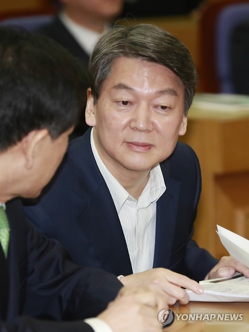 안철수 "직무형 정규직제 추진해 비정규직 억제…中企청년 지원" - 2