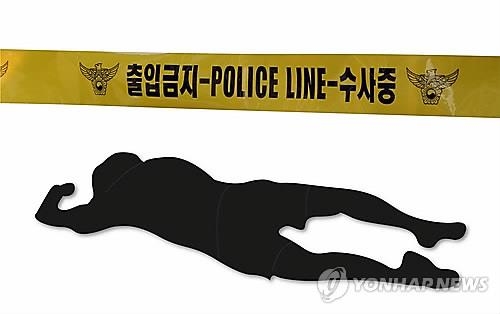 자전거 타고 횡단보도 건너던 70대 레미콘차에 치여 숨져 - 1