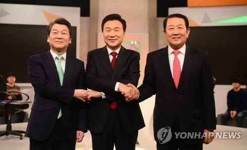 국민의당 첫TV토론 '연대론' 충돌…安 "대선후" 孫·朴 "대선전" - 1