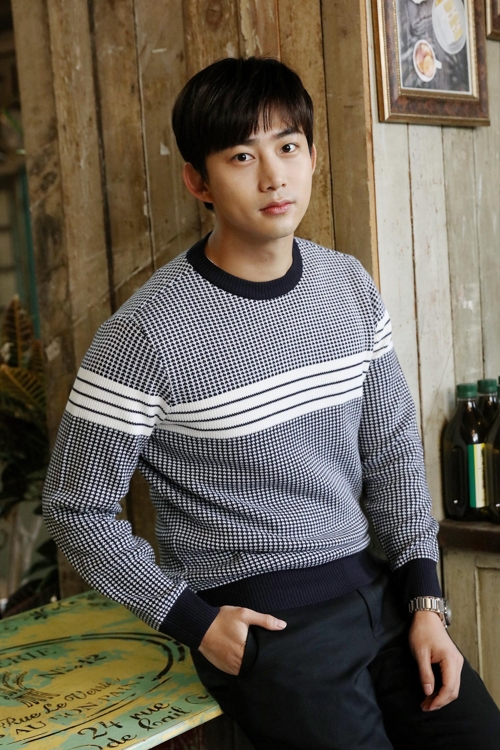 옥택연