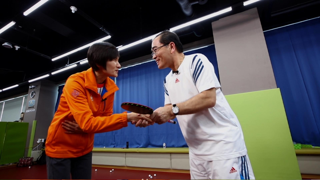 태영호-현정화, 깜짝 남북 탁구 대결…아리랑TV 7일 방송 - 1