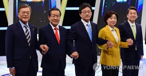대선후보 5인, 석가탄신일 맞아 '불심잡기' 경쟁 - 1