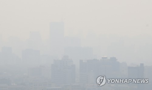 황금연휴 망치는 미세먼지
