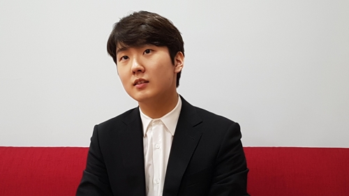 조성진 "이웃 도움 되고 싶어"