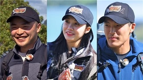 (왼쪽부터) 마이크로닷, 정은지, 이재윤