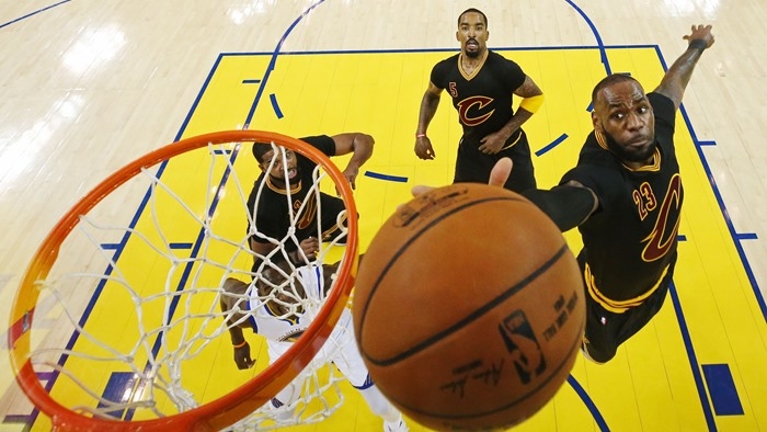 역대 최고 승률 골든스테이트…NBA 왕좌 탈환 - 1