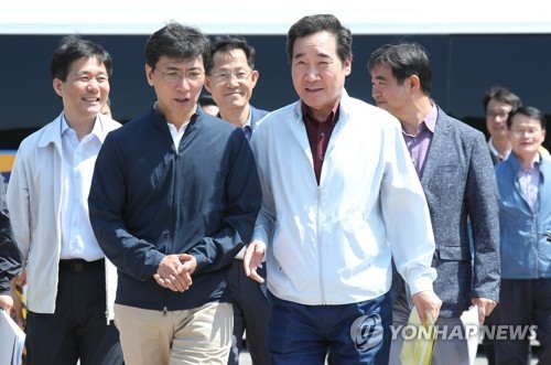이낙연 총리와 안희정 지사
