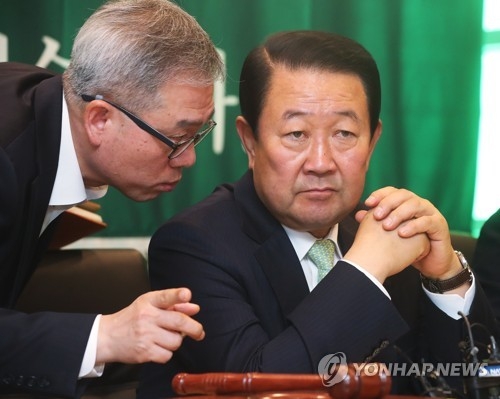 박주선 "꼬리 자르기식 사과라는 정치공세, 용납 못 해" - 1