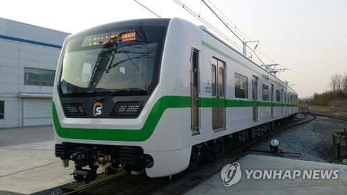 지하철 2호선 신형 전동차 (연합뉴스 자료 사진)