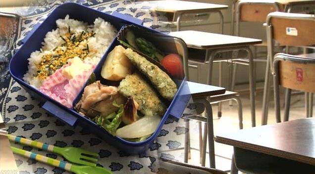 일본 중학교 점심시간은 15분?…"너무 짧다" 사회적 논의 확산 - 1