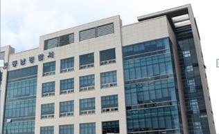 6억 상당 백화점 상품권 횡령한 30대 백화점 직원 구속 - 1