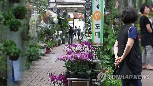 청탁금지법 다음달 시행 1년…"말도 많았지만 더치페이 정착중" - 2