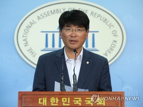 與 "靑 대국민 보고대회, 쌍방향 소통 강조한 대개혁" - 1