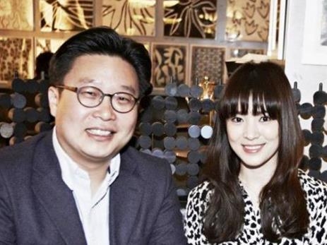 서경덕 교수(왼쪽)와 배우 송혜교