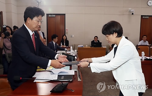 법사위, 이유정 청문보고서 채택 무산…향후 일정 못잡아(종합) - 1