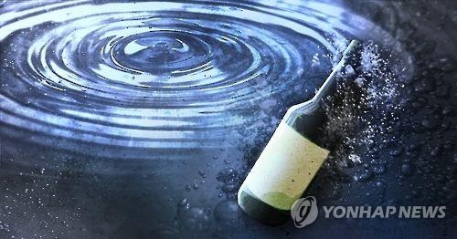 주차 차량 들이받은 음주운전 30대…잡고보니 수배자 - 1