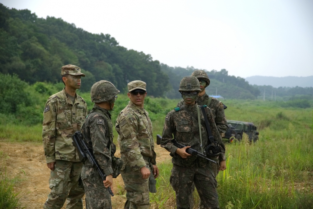 단거리방공 훈련하는 한미 군