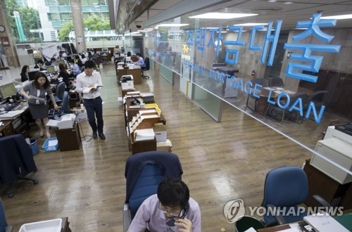 1천400조 가계부채 뜯어보니…3명중 1명은 집 사려 빚내 - 3