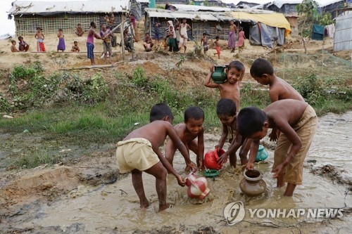 방글라데시 난민촌의 아이들[로이터=연합뉴스 자료사진]