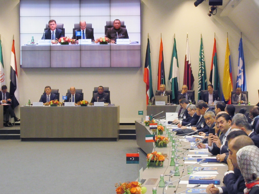 OPEC 회원국 비회원국 회의