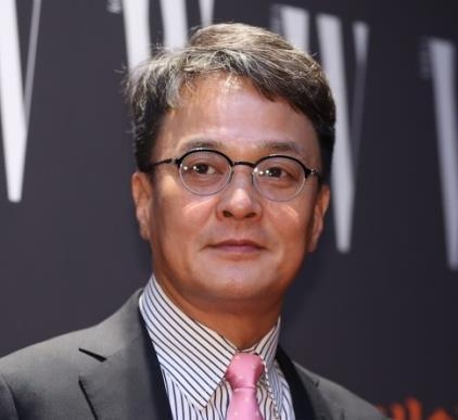 "조민기, 수년간 오피스텔 등에서 강제접촉…명백한 성추행" - 1