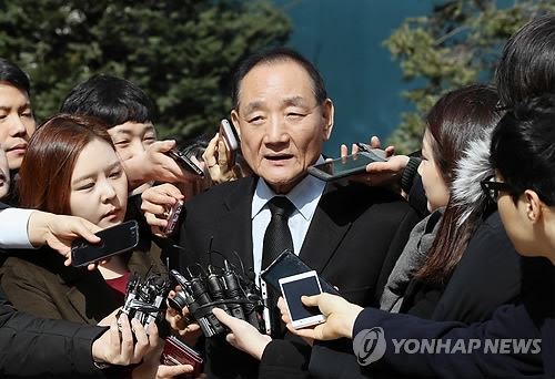檢소환 하루 앞둔 MB측 "정치보복이란 입장 변함없다"1