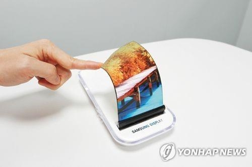 중소형 패널시장서 올레드 비중 50% 육박…1년만에 2배 성장0