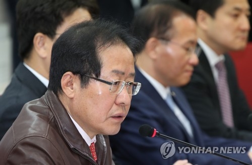 한국당, 선거 앞두고 집안싸움 '폭발'…홍준표 당 운영 논란(종합) - 2