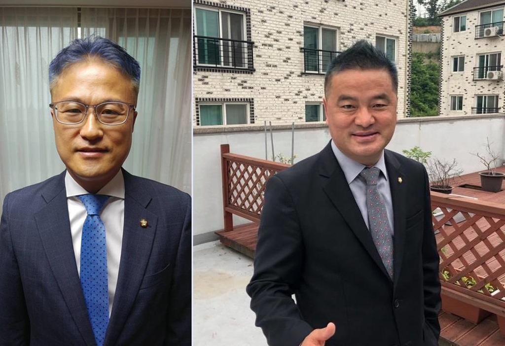 '파란머리' 염색한 민주당 김정우(왼쪽)·임종성(오른쪽) 의원