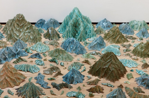 김준명, 실패한 재현(산수들), 세라믹, 가변 크기, 2018