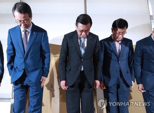 고개숙인 박삼구 회장