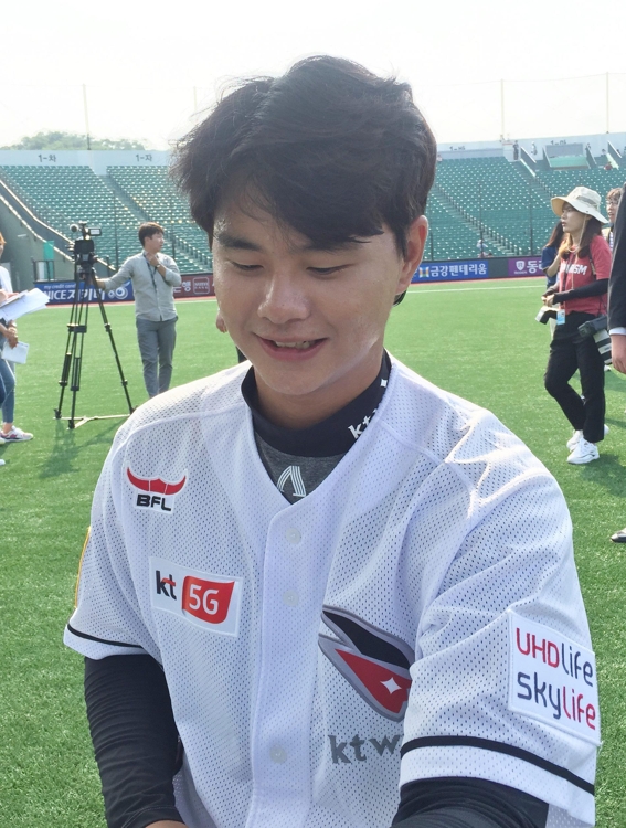 kt 신인 김민
