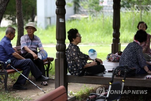 "그늘에 있어도 덥네"