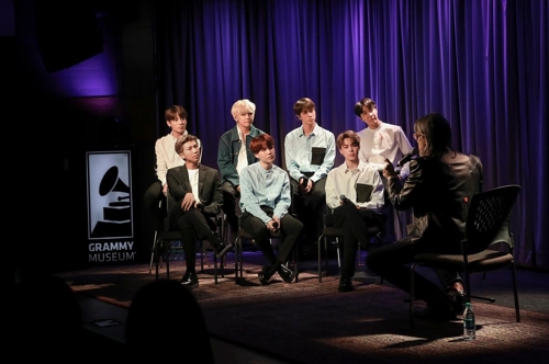 그래미 주최 '방탄소년과의 대화'