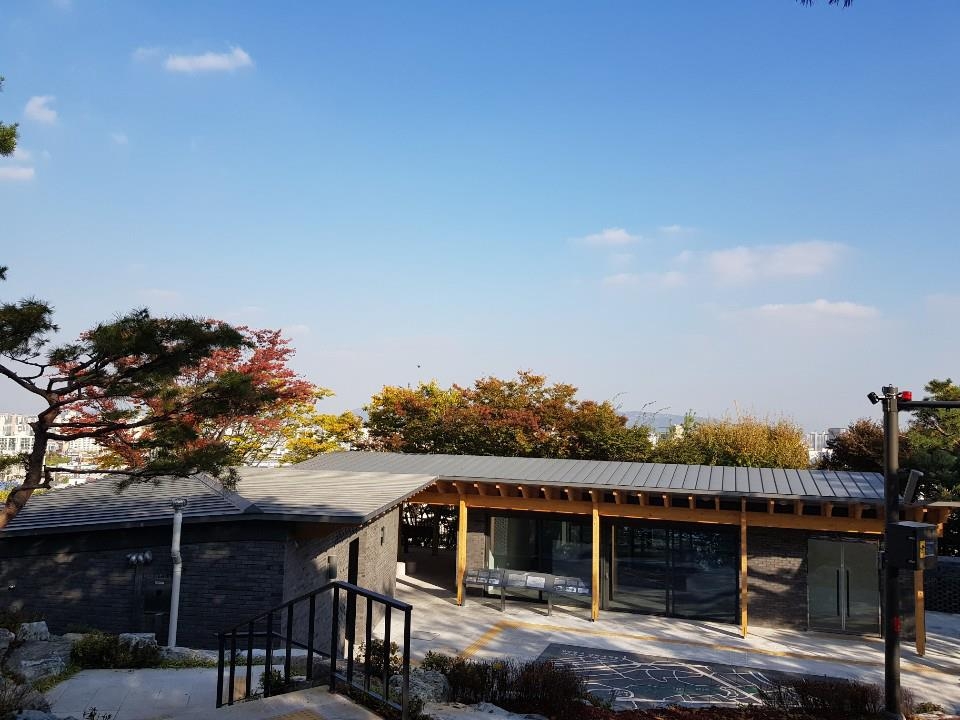 종로구 숭인재