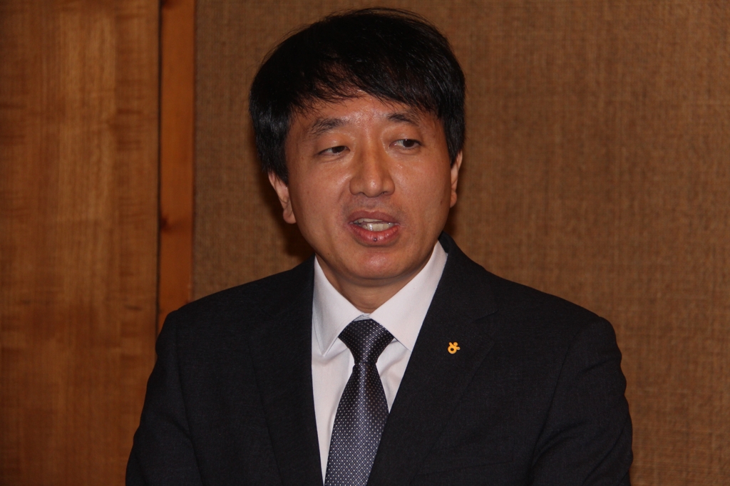 베이징 특파원단과 간담회 하는 안영배 관광공사 사장