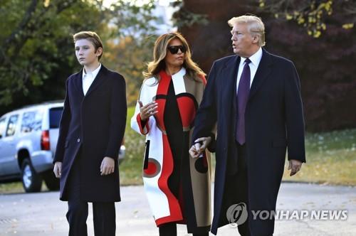 배런과 멜라니아, 트럼프 대통령