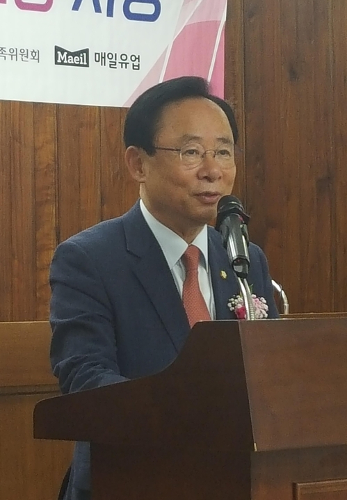 (서울=연합뉴스) 이희용 기자 = 이주영 국회부의장이 '가정을 건강하게 하는 시민의 모임'(가건모)이 주최한 '좋은 부모 되기 운동 10주년 기념식'에서 축사를 하고 있다.