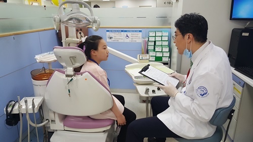 서울시치과의사회, 건치아동 선발대회…구강보건의 날 행사 개최 - 1
