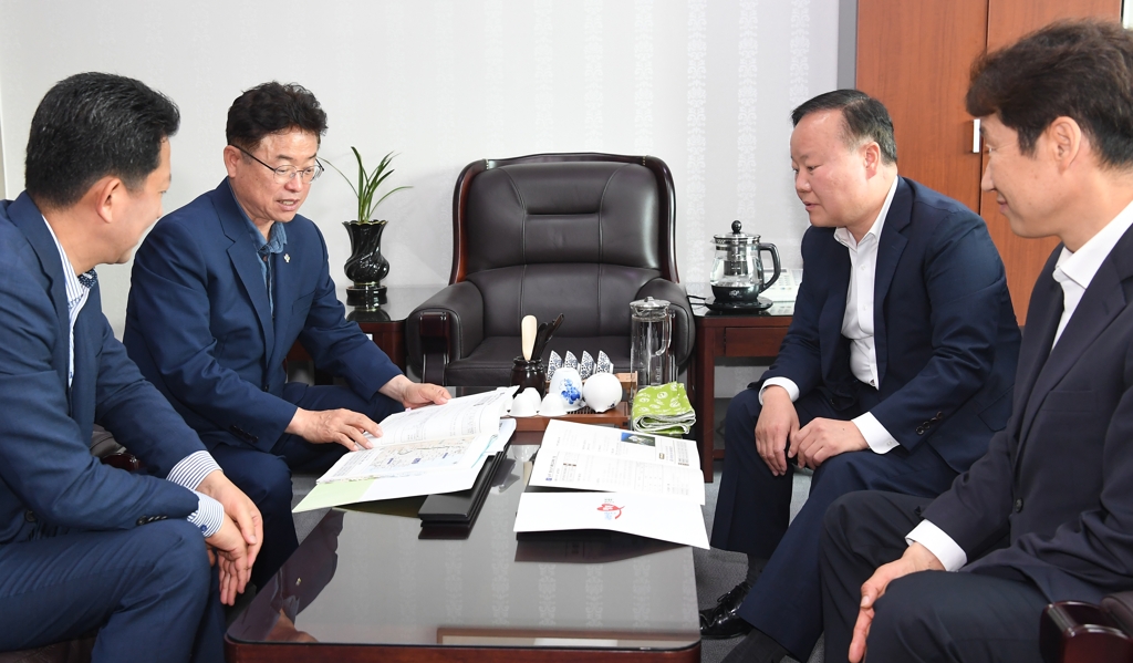 이철우 경북도지사 김재원 국회의원에게 국비 확보 협조 요청