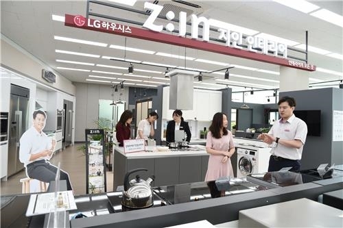 "가전 매장서 창호도 산다"…LG하우시스, 베스트샵 '입점'