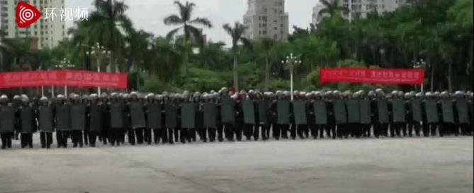 중국 무경부대 선전서 대규모 연합 진압 훈련