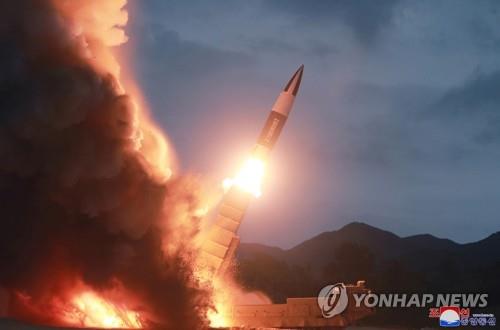 북한 10일 함흥 발사체 발사 장면 공개