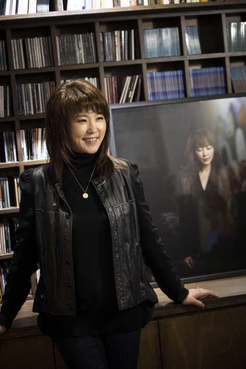 재즈 보컬리스트 나윤선