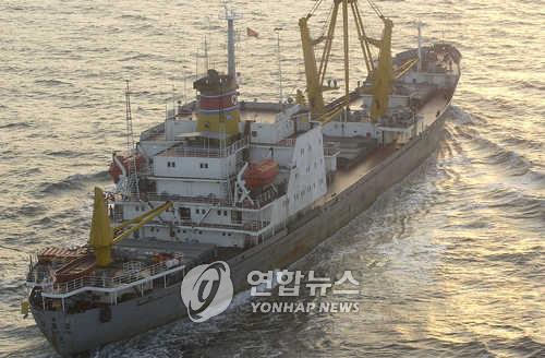 5.24 조치 전인 2005년 제주해협을 통과하는 북한 선박