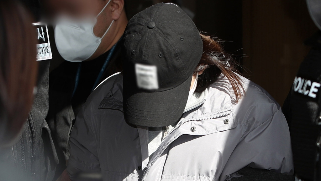 구미 여아 언니 재판부 "전자장치 부착 여부 검토"