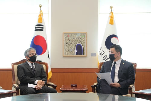 외교부, 주한 일본대사 초치